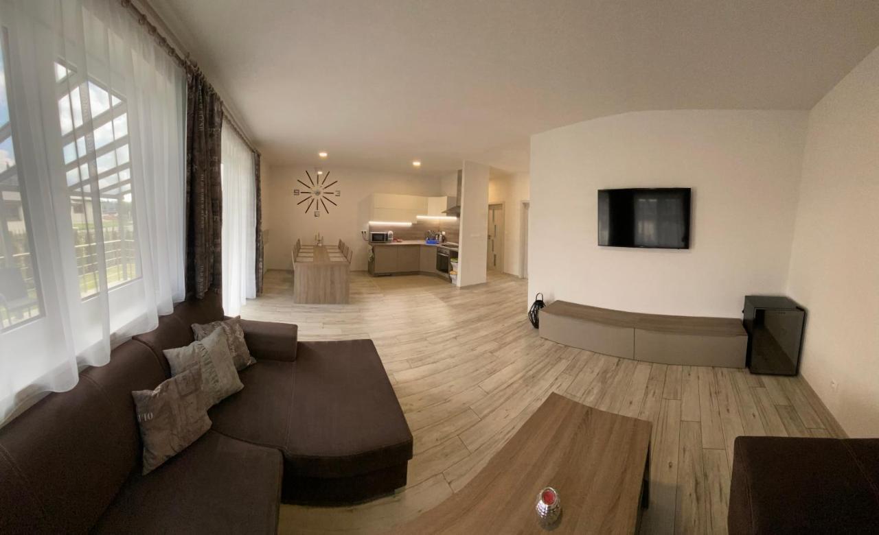 Apartman Pod Klinom 프리빌리나 외부 사진